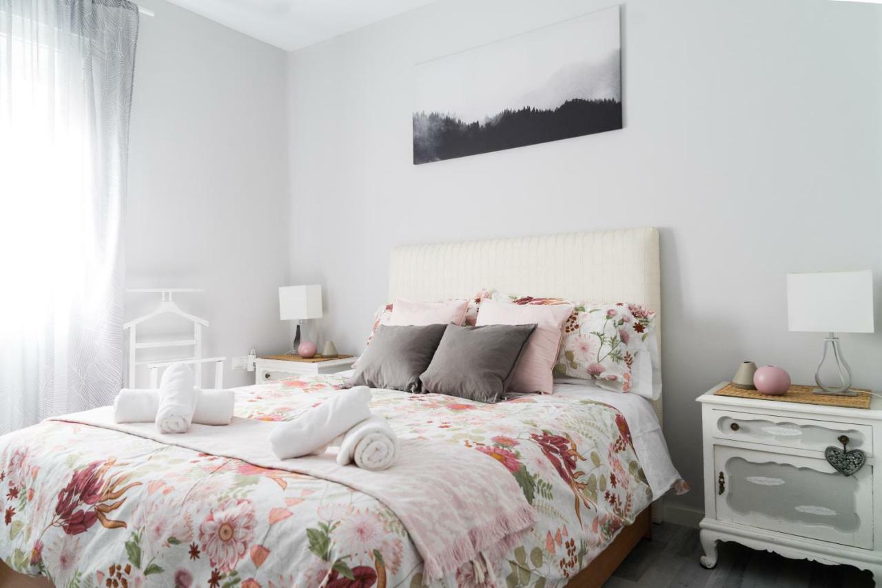 Appartement Spectacularly Updated For Large Groups!