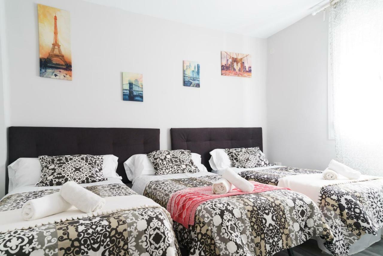 Appartement Spectacularly Updated For Large Groups!