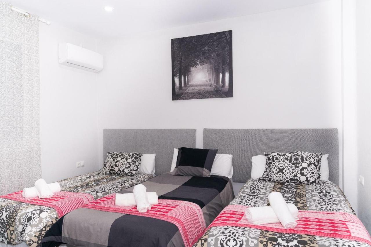 Appartement Spectacularly Updated For Large Groups! Séville